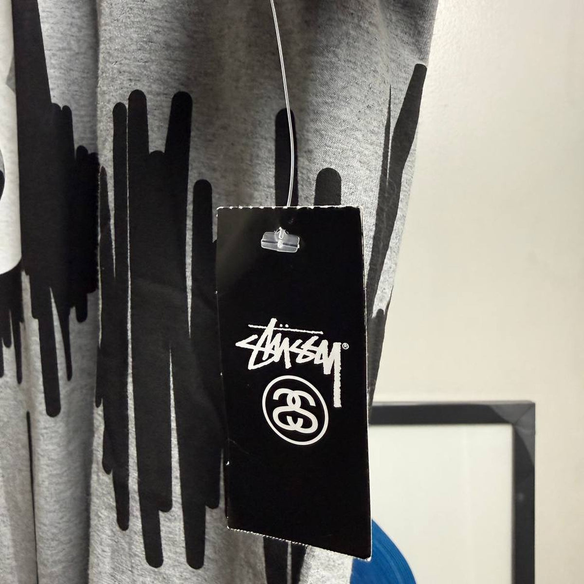Stussy 8 Noise Tee Gray Heather, swing tag
